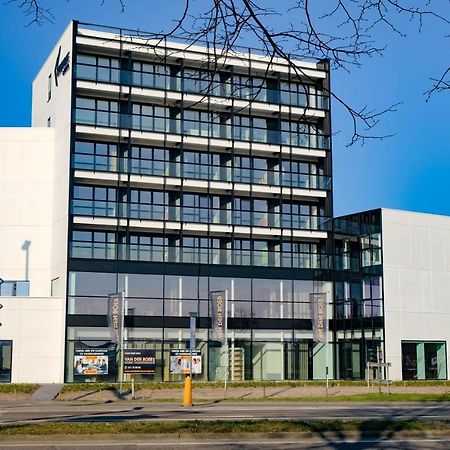 Отель Corbie Lommel Ring Экстерьер фото